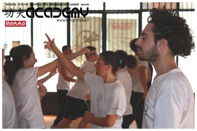 Kung Fu Academy Wing Tjun di Sifu Salvatore Mezzone IMAA Italia scuole di wing chun difesa personale arti marziali Caserta Campania Foggia Puglia Lazio www.kungfuitalia.it (10)